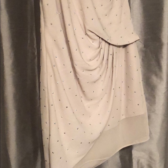 Express Dress - Picture 2 of 5